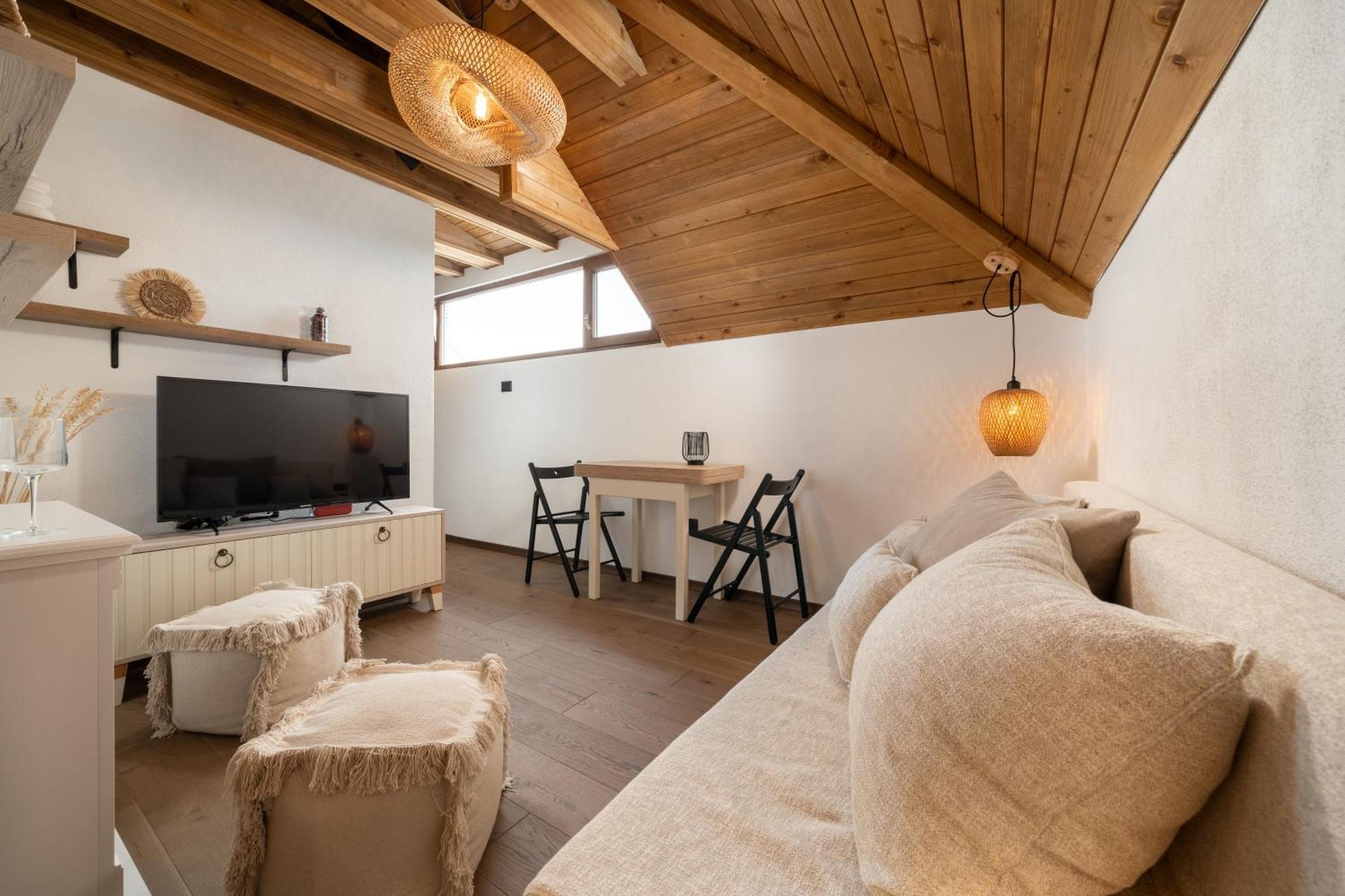 Διαμέρισμα Gurgulyat View - 1 Bedroom Loft