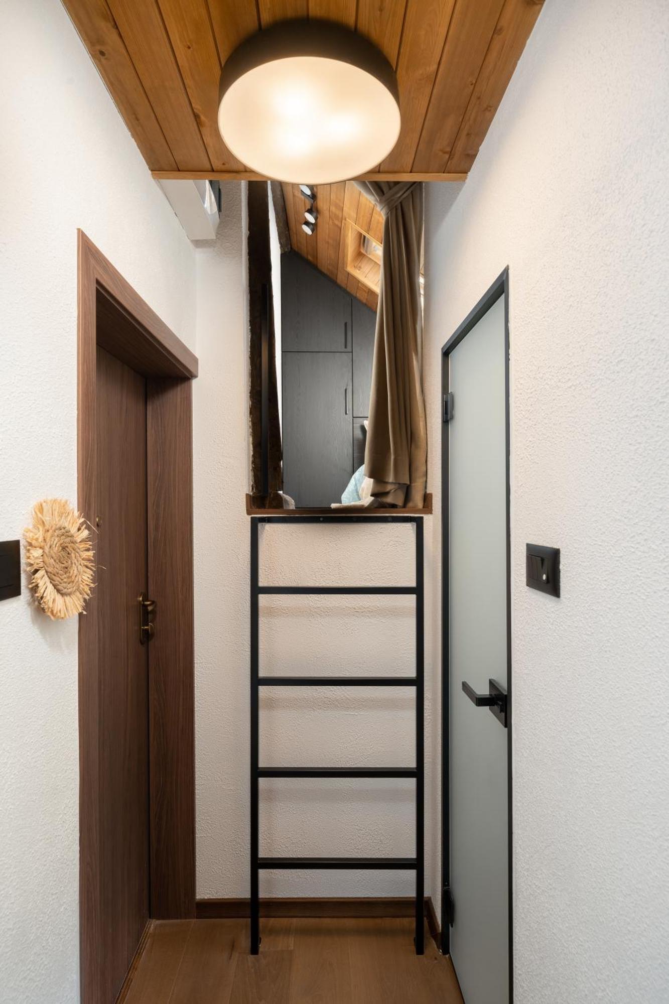 Gurgulyat View - 1 Bedroom Loft *